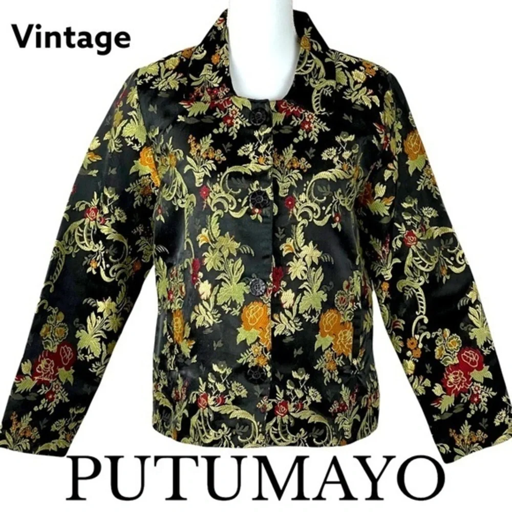 PUTUMAYO Black Gold Red Floral Tapestry Bohemian Jacket Coat